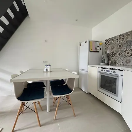 Διαμέρισμα Minon - Duplex Avec 1 1 Salle De Bain Et 1 Canape Lit Mérignac
