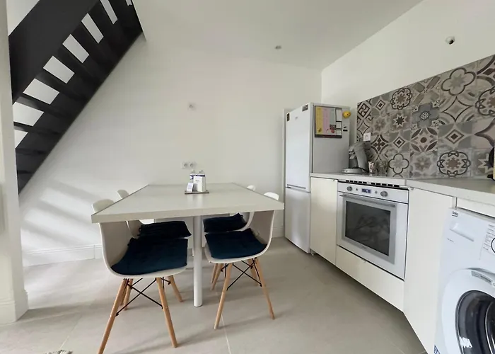 Διαμέρισμα Minon - Duplex Avec 1 1 Salle De Bain Et 1 Canape Lit Mérignac